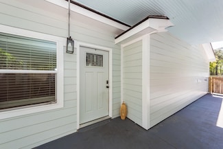 8562 N Highway 17, Mc Clellanville, SC 29458