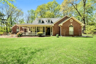 325 Timber Lakes Dr, Powderly, TX 75473