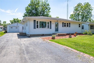 1508 W North 2nd St, Shelbyville, IL 62565