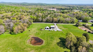 9147 Spantown Rd, Arrington, TN 37014