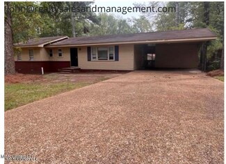 547 Daniel Cir, Jackson, MS 39212
