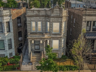 3220 W Polk St, Chicago, IL 60624