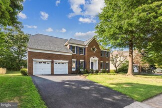 13278 Holly Meadow Ln, Herndon, VA 20171