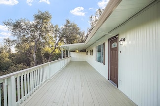 20718 Lower Hillview Dr, Sonora, CA 95370