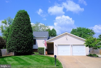 231 E Juniper Ave, Sterling, VA 20164
