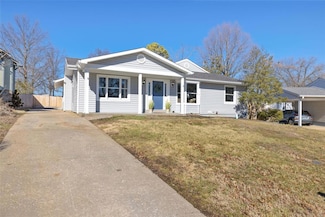 11185 Golf Crest Dr, Saint Louis, MO 63126