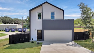 5905 Collins Ct, Granbury, TX 76048