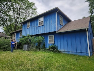 6901 E 127th Terrace, Grandview, MO 64030