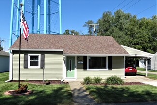 520 E 11th St, Rushville, IN 46173
