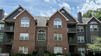 4100K Monument Ct Unit 304, Fairfax, VA 22033