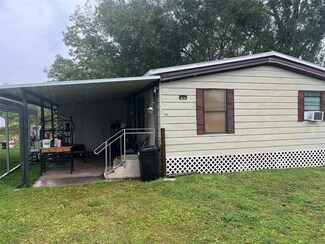 1137 Sparrow Rd, Wauchula, FL 33873