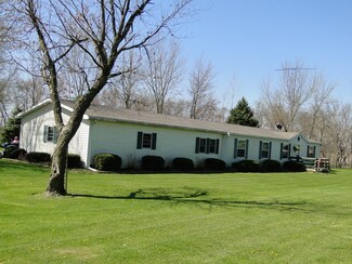 1599 E 2400 North Rd, Watseka, IL 60970