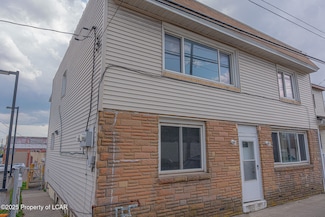 140 E 1st St, Hazleton, PA 18201