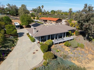 16366 Shady Oaks Ln, Ramona, CA 92065