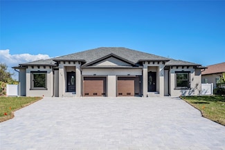 24 Donlon Dr, Rotonda West, FL 33947