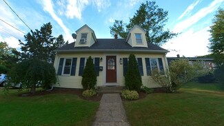 82 Elm St, Baldwinville, MA 01436