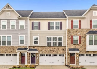 836 Carnation Ct, Akron, OH 44303