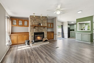 2580 Cook Rd, Woodlawn, TN 37191