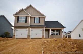 1709 Dr, Hope Mills, NC 28348