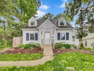 4926 Le Blond Ave, Cincinnati, OH 45208