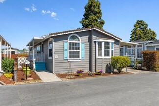 144 Holm Rd Unit 2, Watsonville, CA 95076