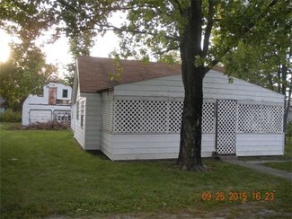 203 Maple St, Grover Hill, OH 45849