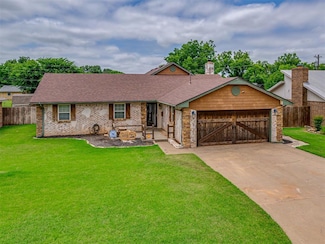 434 N Oak Ave, Hennessey, OK 73742