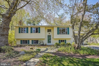 2718 Wrexham Ct, Herndon, VA 20171