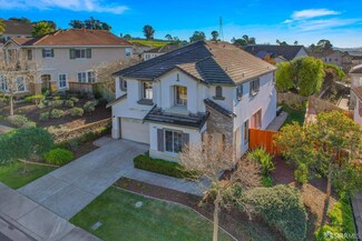 450 Wood Glen Dr, San Pablo, CA 94806