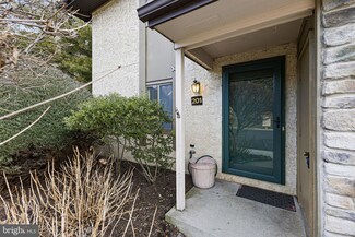 201 Hampshire Dr, Plainsboro, NJ 08536