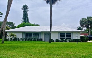 5 Indialucie Pkwy, Stuart, FL 34996