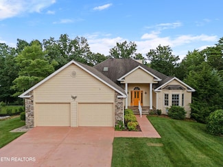 156 Mountain View Dr, Crossville, TN 38558