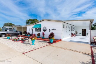 742 Rolling Hills Dr, Port Orange, FL 32129