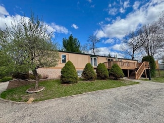 2180 Wisconsin St, Friendship, WI 53934