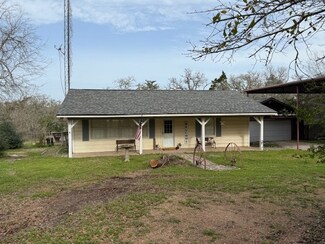 9570 Lake Forest Cir, Brenham, TX 77833