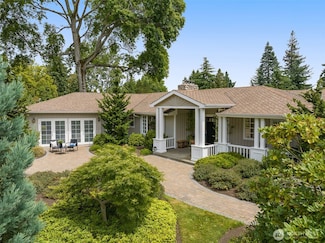3204 Evergreen Point Rd, Medina, WA 98039