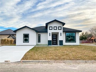 7709 Squire Ln, Mission, TX 78572
