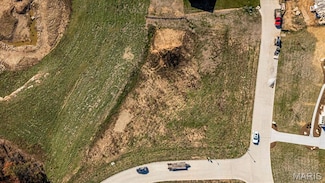 9418 Sunset Reserve Dr, Saint Louis, MO 63127