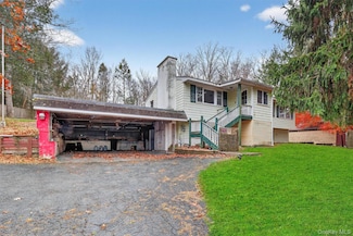 62 Ernest Rd, Stanfordville, NY 12581