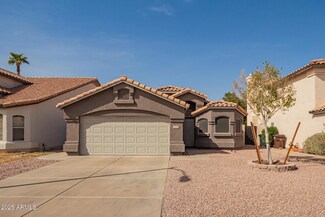 8910 W Lockland Ct, Peoria, AZ 85382