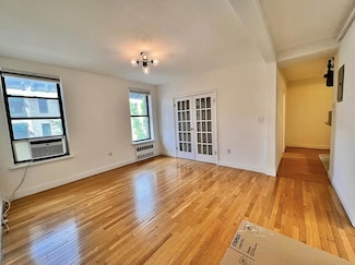 352 W 46th St Unit 3-B, New York, NY 10036