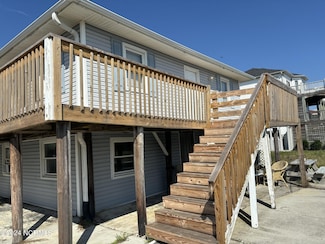 972 Gaye Ave, Holly Ridge, NC 28445