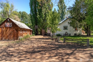 491 Highway 7, Tonasket, WA 98855