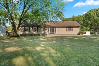 10778 Julie St NE, Alliance, OH 44601