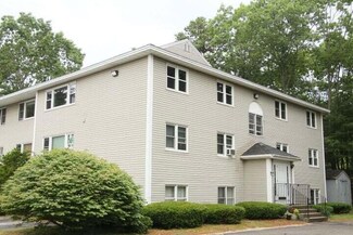 2 Ryefield Dr Unit 18, Old Orchard Beach, ME 04064