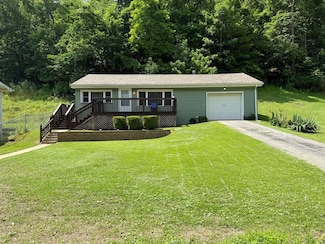 398 Peters Run Rd, Wheeling, WV 26003