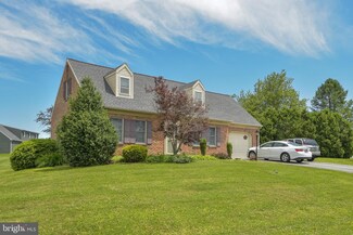 103 Lynette Cir, Willow Street, PA 17584