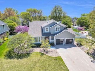 2116 W 35th St, Kearney, NE 68845