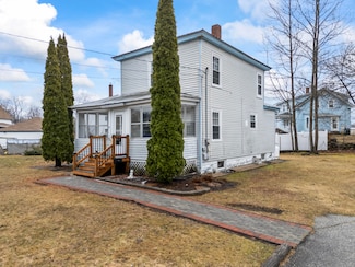 10 Grandview Ave, Sanford, ME 04073