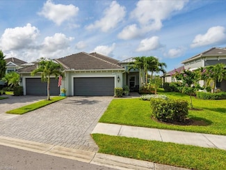 2138 Marquesa Cir, Naples, FL 34112